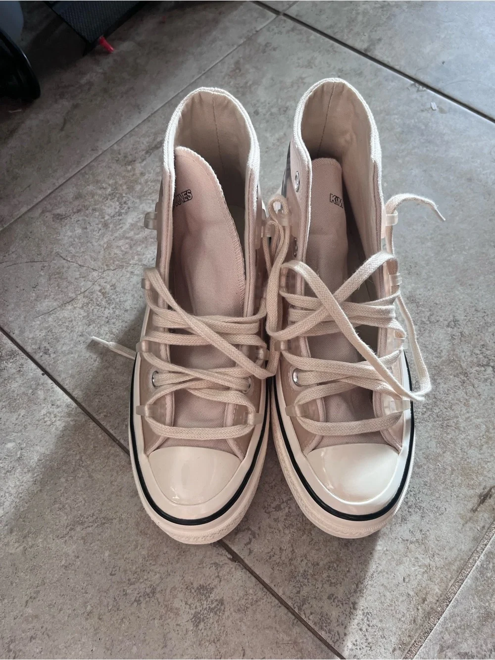Chuck 70’s Kim Jones collection with mismatched ankle logos.